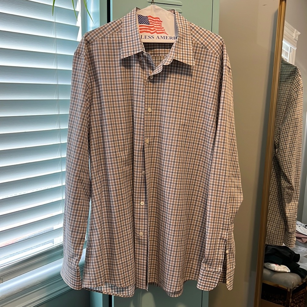 Ermenegildo Zegna mens dress shirt Like NEW. Size XXL